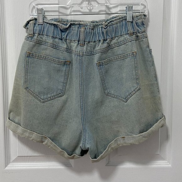 High-Waisted Denim Shorts - Picture 2 of 3